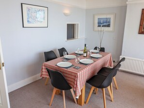 Dining - Watersmeet (Lyme Regis)