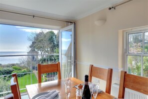 Dining - The Portland Suite (Lyme Regis)