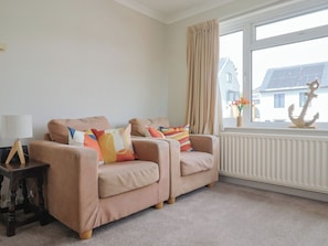 Cottage | Living area