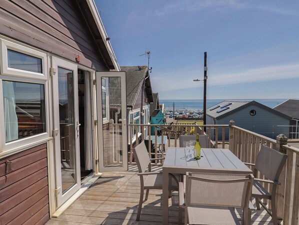 Cottage | Outdoor dining