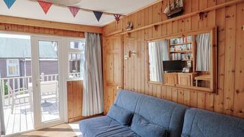 Cottage | Living area