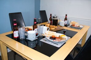 Hus Comfort - privat badrum | Restaurang