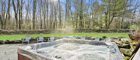 Baignoire à remous extérieure