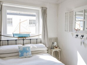 Småhus | 2 soverom, individuelt dekorert og individuelt innredet