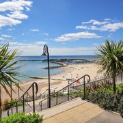 1 Bay View Court
