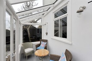 Balcony - 10 Cobb Terrace (Lyme Regis)
