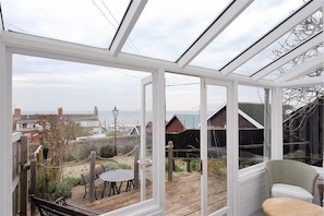 Cottage | Balcony