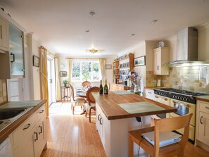 Cottage | Interior - Jurassic Sea View (Lyme Regis)