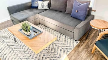 Una Smart TV, una oficina