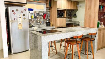 Exclusive Apartment | Private kitchen | Fridge, microwave, oven, dishwasher