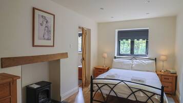 3 bedrooms, individually decorated, individually furnished, free WiFi