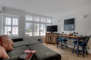 Cottage | Living room | DVD player