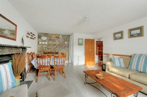 คอทเทจ | ห้องนั่งเล่น | เครื่องเล่นดีวีดี