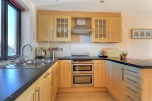 Cottage | Interior - 8 Driftwood (Bridport)