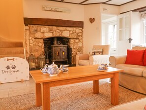 Cottage | Living area - Hope Cottage (Seaton)