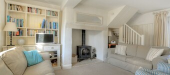 Charm Cottage