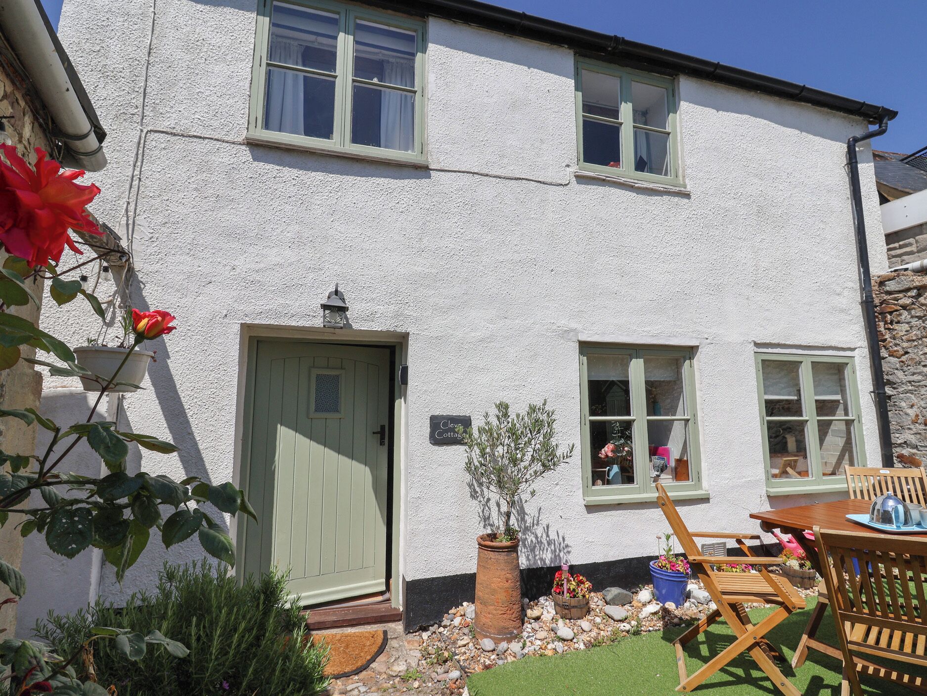 Cottage | Outdoor dining