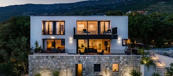 Villa Maremonte with Pool