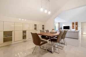 Dining - Luxury Villa Aerius with Pool (Pučišća)