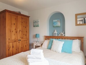 2 habitaciones, decoración personalizada y muebles diferentes