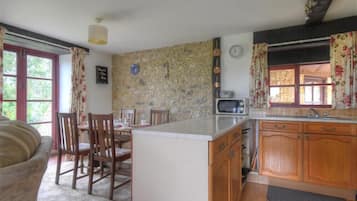 Cottage | Interior
