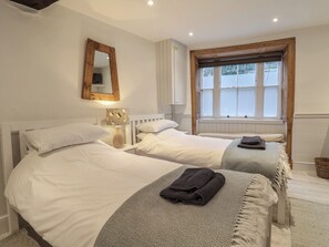 Cottage | Interior - Captains House (Lyme Regis)