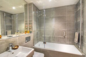 Cottage | Bathroom | Shower - Lyme Time (Lyme Regis)