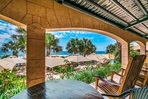 Outdoor dining - Immaculate Oceanfront Condo - Gorgeous Pools, Hot Tub, Lazy River! (Myrtle Beach)