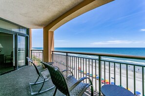 Property grounds - Luxurious Oceanfront Corner Unit – 3 beds, 3 baths (Myrtle Beach)