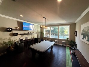 غرفة الألعاب