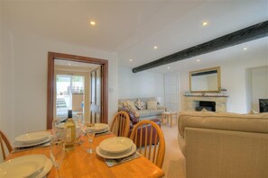 Cottage | Interior - Foxley Cottage (Bridport)