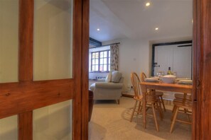 Cottage | Interior - Foxley Cottage (Bridport)