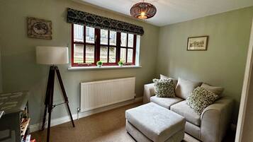 Cottage | Living area | DVD player
