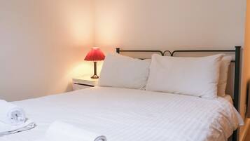 Cottage | 2 bedrooms, individually decorated, individually furnished, free WiFi