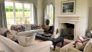 Cottage | Living room