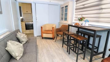 Cottage | Living area