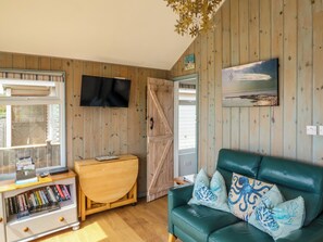 Cottage | Living area | DVD player - Ammonite (Lyme Regis)
