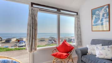 Cottage | Living area