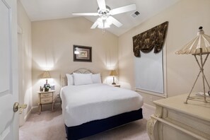 3 bedrooms, iron/ironing board, bed sheets