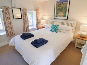 Cottage | 3 bedrooms, WiFi (free), individually decorated, individually furnished - The Gatehouse (Seaton)