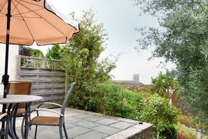 Balcony - Smugglers Cottage (Seaton)