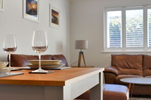 Cottage | Interior - Shire View (Lyme Regis)