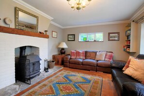 Cottage | Living room - Rooks Acre (Lyme Regis)