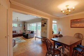 Cottage | Living room - Rooks Acre (Lyme Regis)