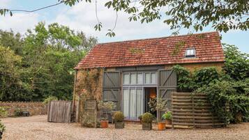 Cottage | Interior