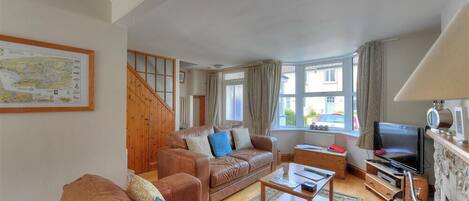 Cottage | Living room | DVD player