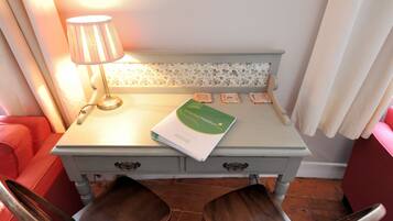 Casa de campo | 1 habitación, decoración personalizada y muebles diferentes