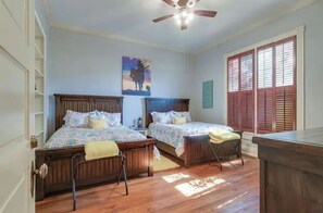 3 habitaciones, escritorio, cuna de viaje y wifi 