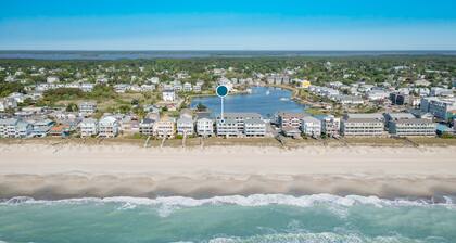 Sea for Miles- Updated, Dog-friendly Oceanfront Condo