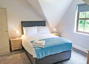 3 間臥室、床單